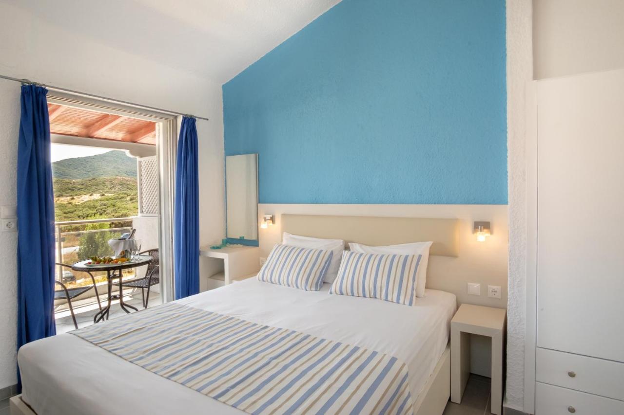Blue Senses Apartments Sarti Esterno foto